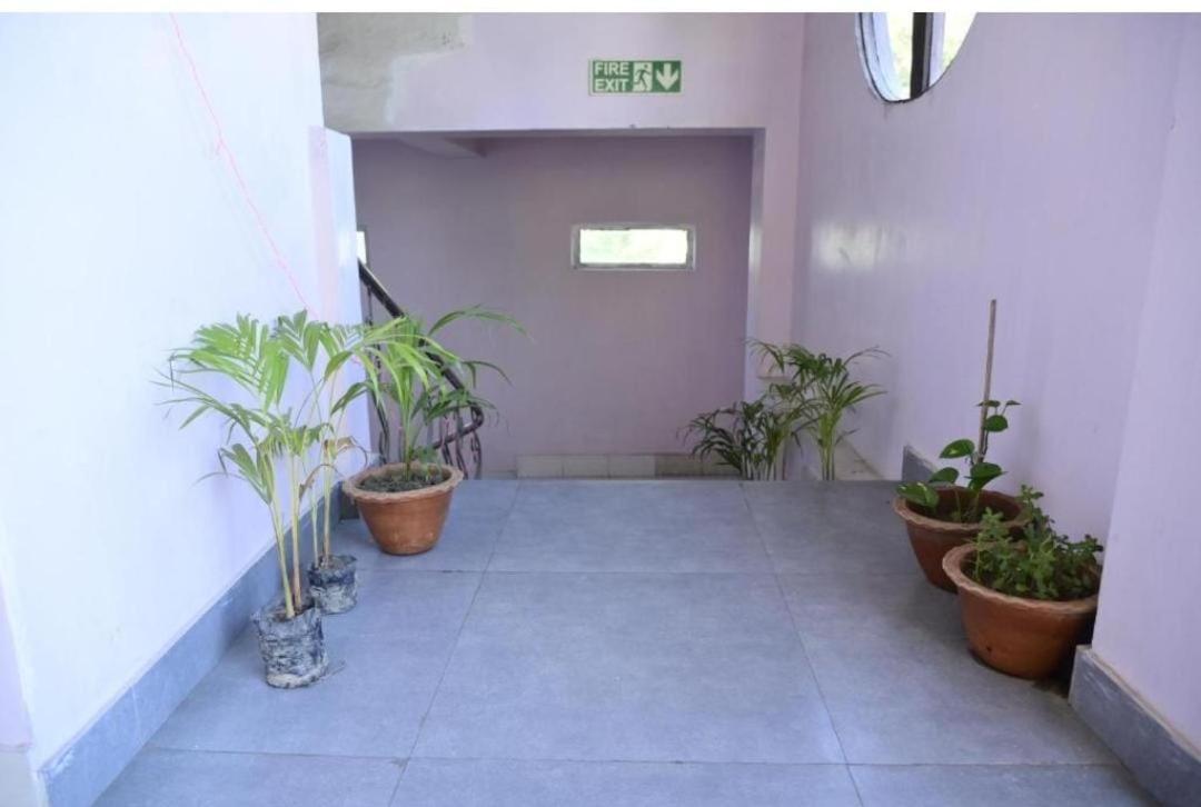 Quarto Inn Guwahati Exterior foto